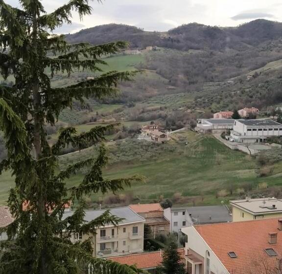 مبيت وإفطار Casa Borrelli