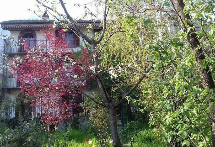 مبيت وإفطار Il Giardino Dei Merli