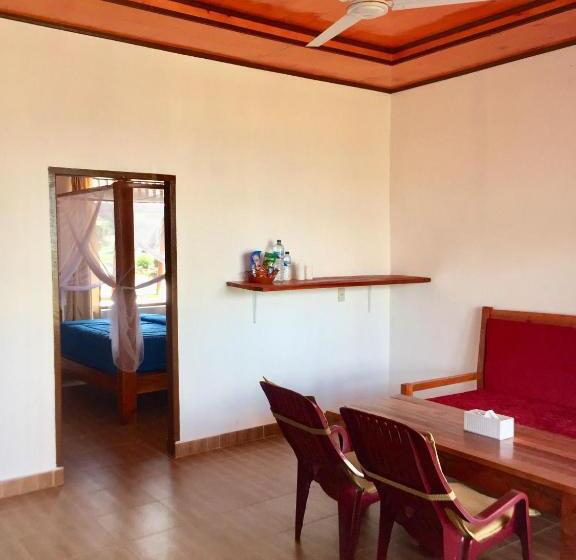 تختخواب و صبحانه Toba Sunset