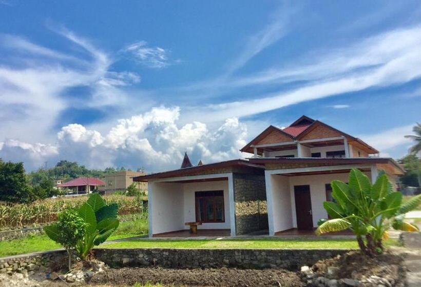 تختخواب و صبحانه Toba Sunset