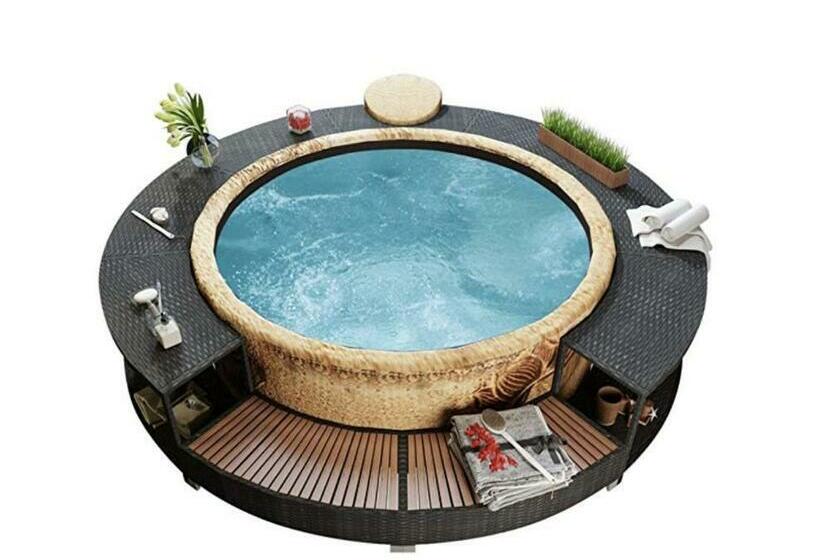 مبيت وإفطار Villa Buzzi