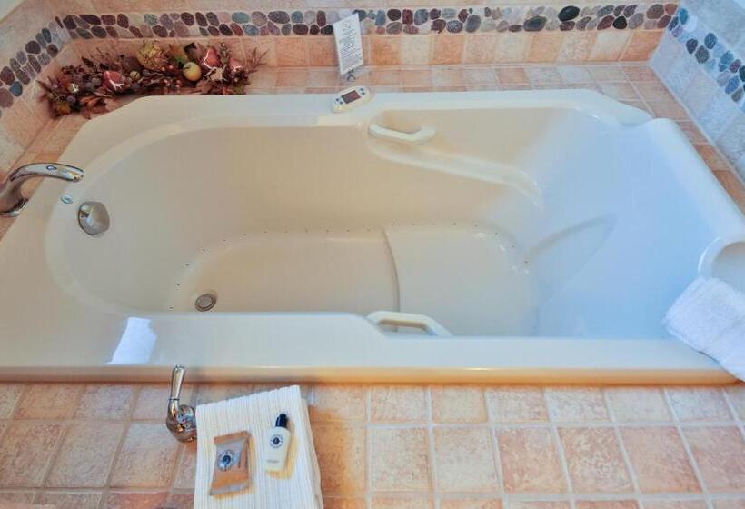 هتل Solstice Suites