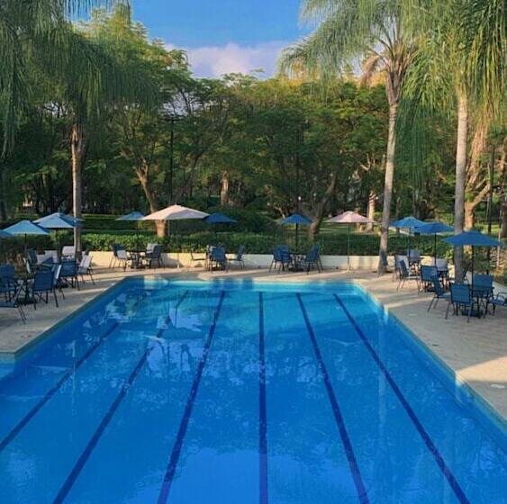 فندق The Lorian Club
