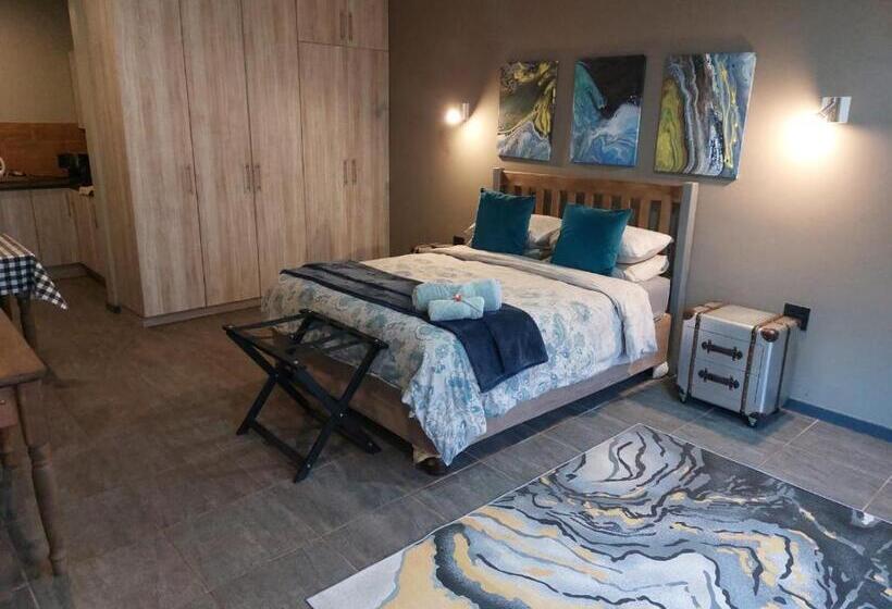 پانسیون Wisteria Lane Guesthouse