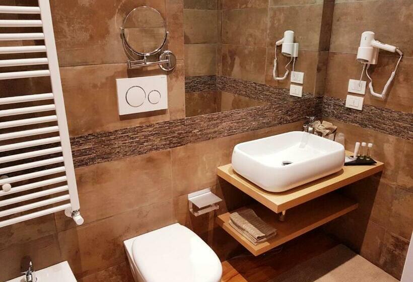 تختخواب و صبحانه Borgoantico34   Luxury Room