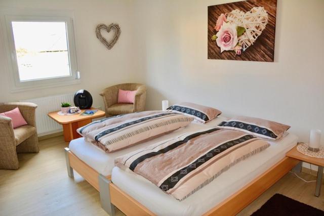 مبيت وإفطار Gaestehaus Kiekmolrin