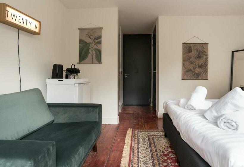 مبيت وإفطار Twenty Five Rooms