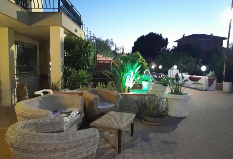 تختخواب و صبحانه Villa Milici