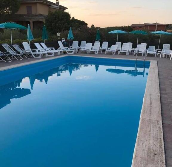 تختخواب و صبحانه Villa Milici
