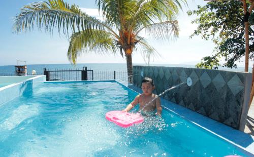 فندق Fx 72 Beach Resort