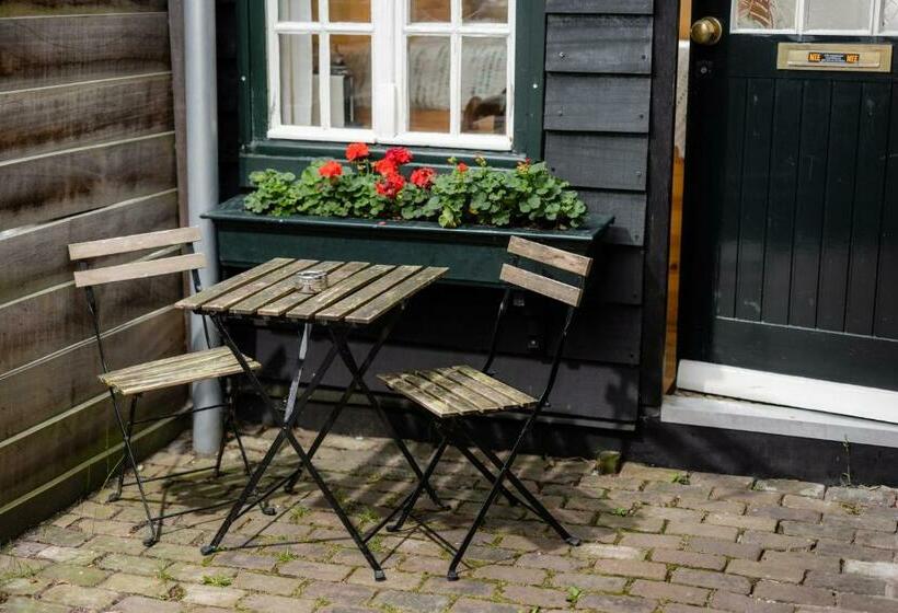 مُتل The Cabin At Zwolle Centraal