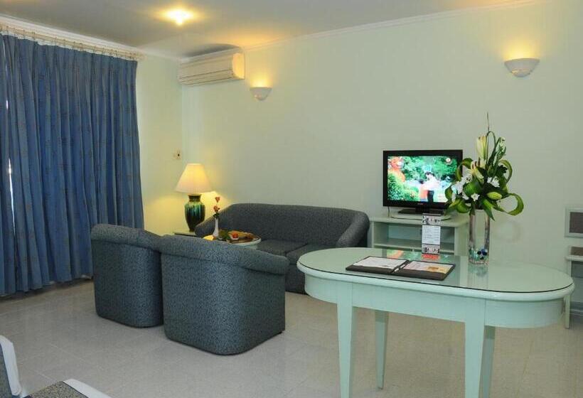 Fotos del hotel Bat Dat:  36