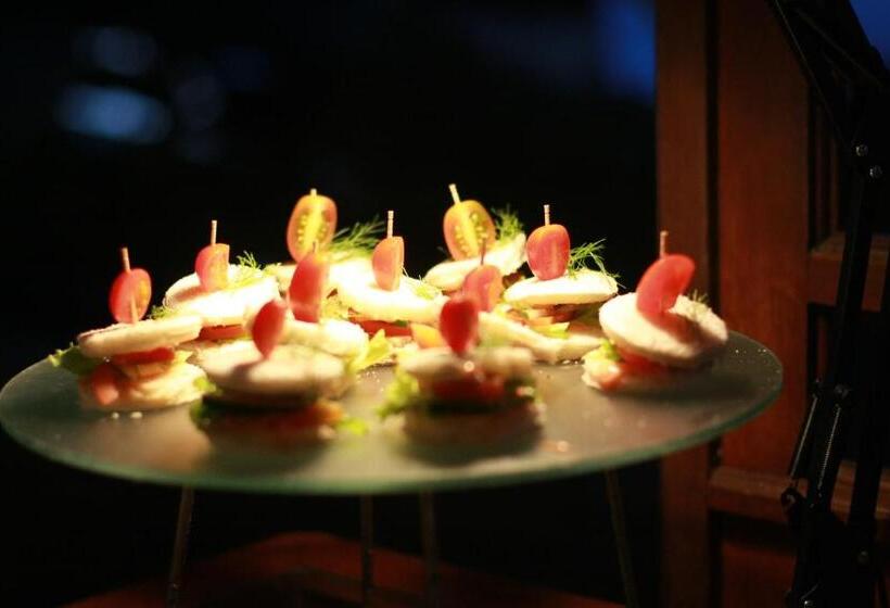 هتل Cakra Kembang