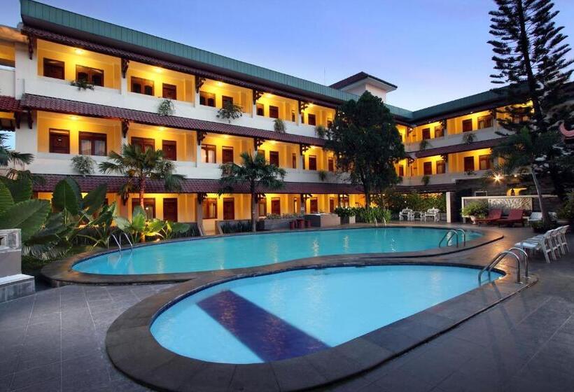 هتل Cakra Kembang