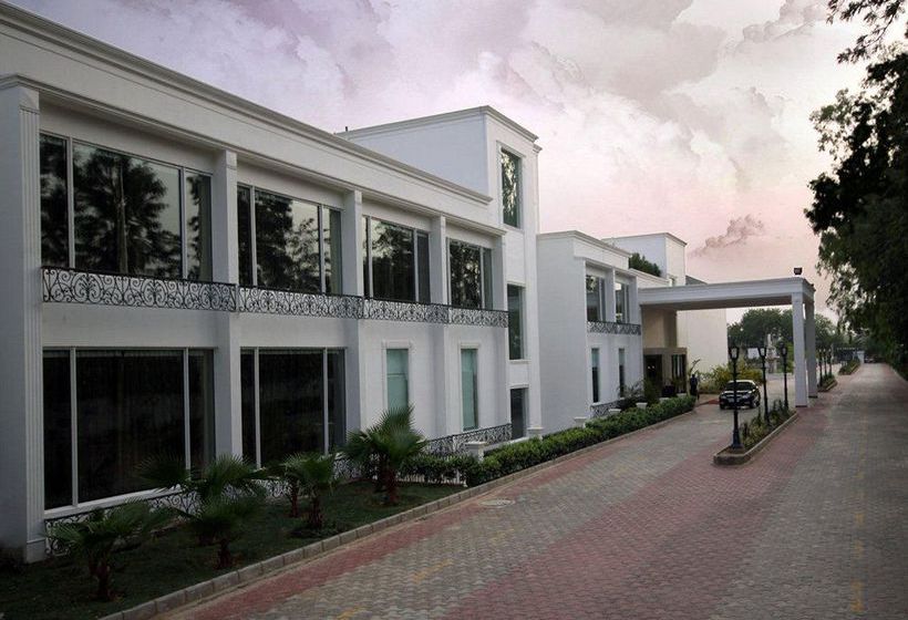 Fotos del hotel Country Inn & Suites By Radisson, Delhi Satbari:  36