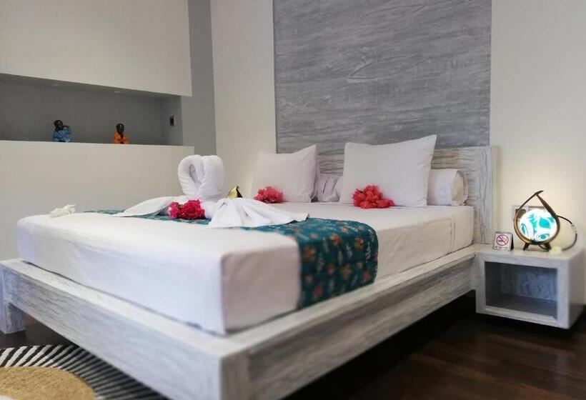 هتل Danima Resort