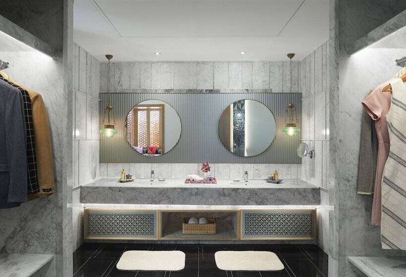 Fotos del hotel Devi Ratnihcl Seleqtions:  25