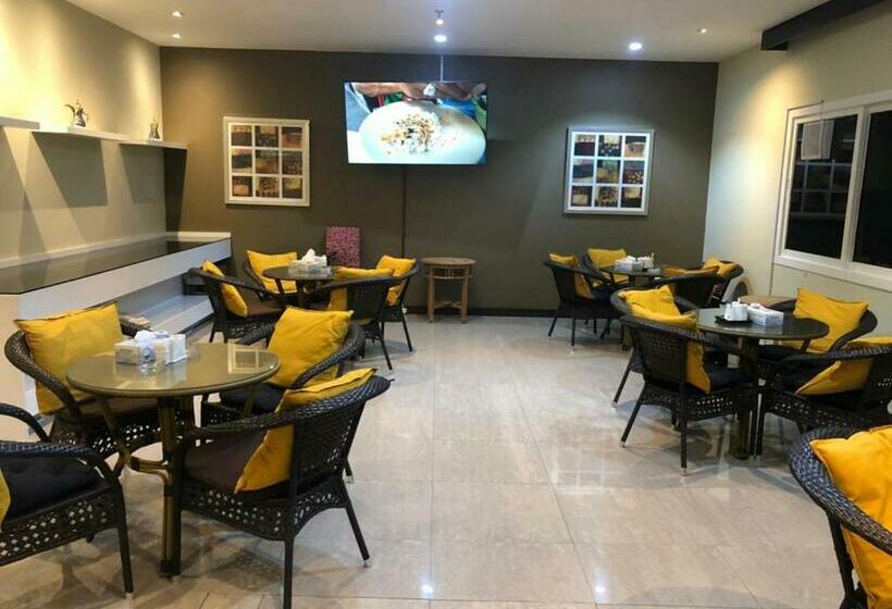 هتل The Eclipse Boutique Suites