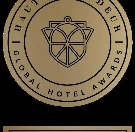 هتل The Eclipse Boutique Suites