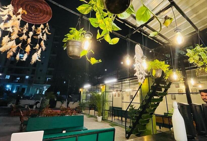 Fotos del hotel Empire Regency:  12