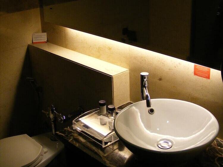 Fotos del hotel Gino Feruci Kebonjati:  22