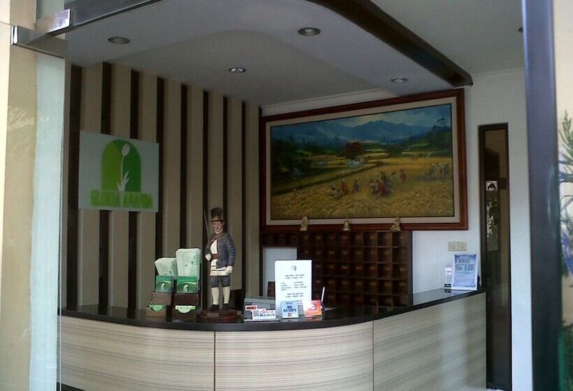 هتل Gloria Amanda