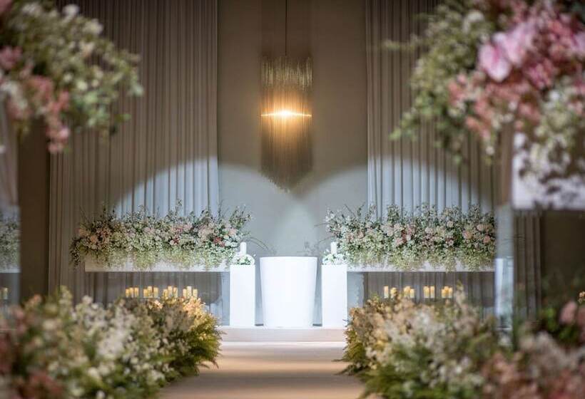 هتل Grand Mercure Ambassador Changwon