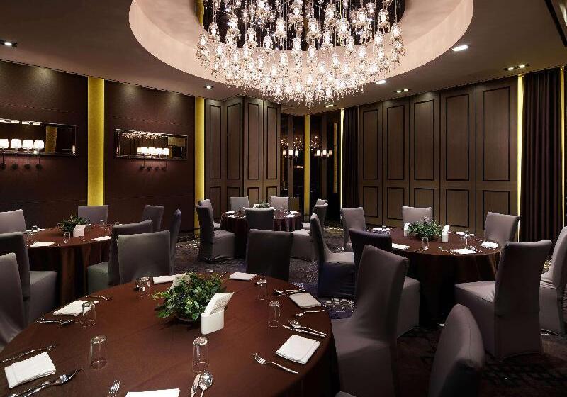 هتل Grand Mercure Ambassador Changwon