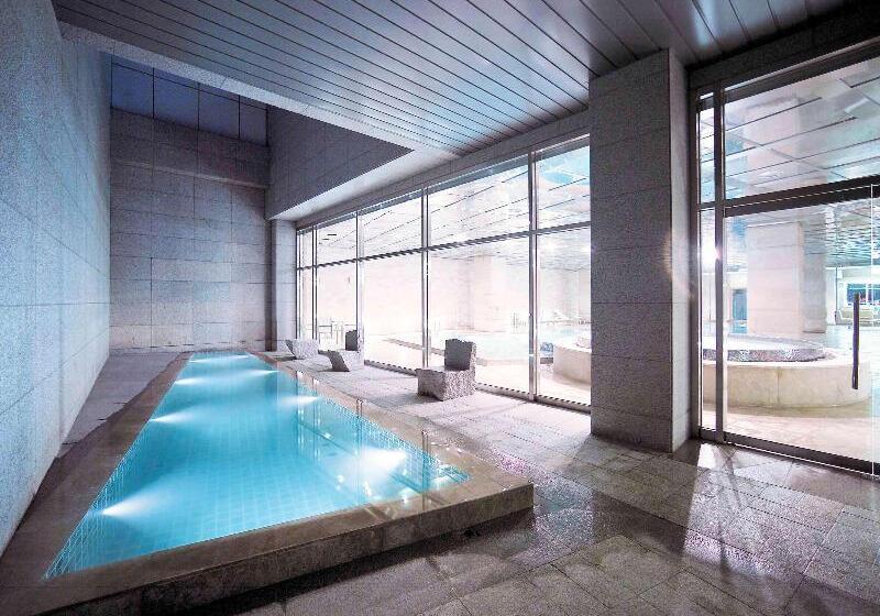 هتل Grand Mercure Ambassador Changwon