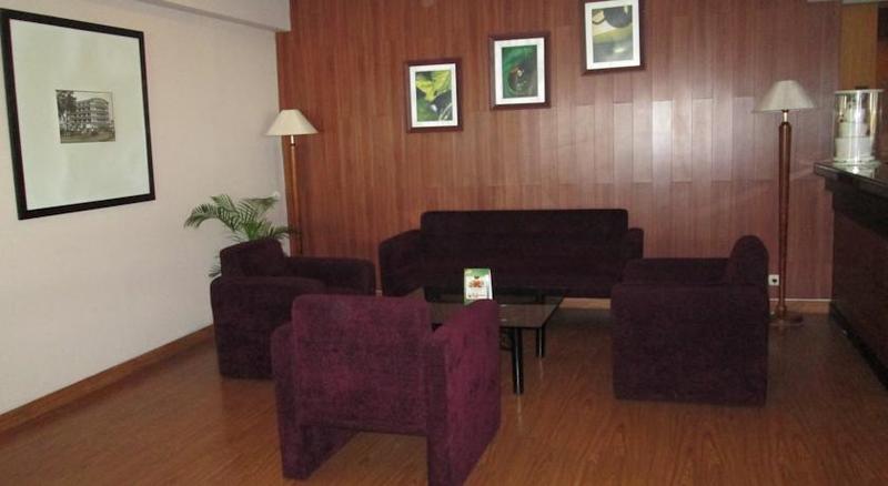 Fotos del hotel Gumilang Regency  By Gumilang Hospitality:  41