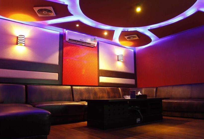 Gumilang Regency Hotel By Gumilang Hospitality