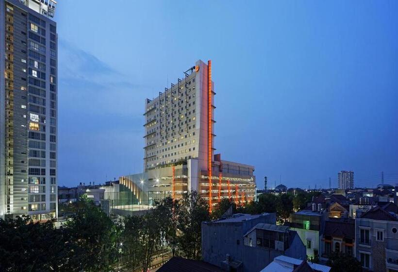 Harris Hotel And Conventions Kelapa Gading Jakarta
