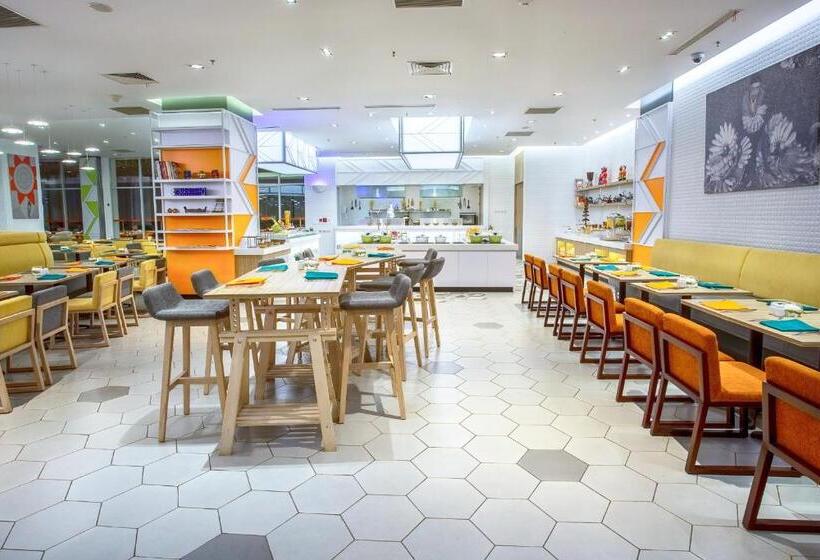 Harris Hotel And Conventions Kelapa Gading Jakarta