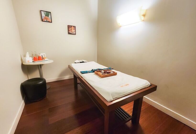 Harris Hotel And Conventions Kelapa Gading Jakarta