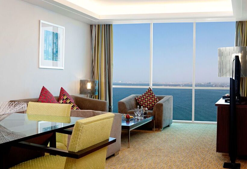 هتل Hilton Doha