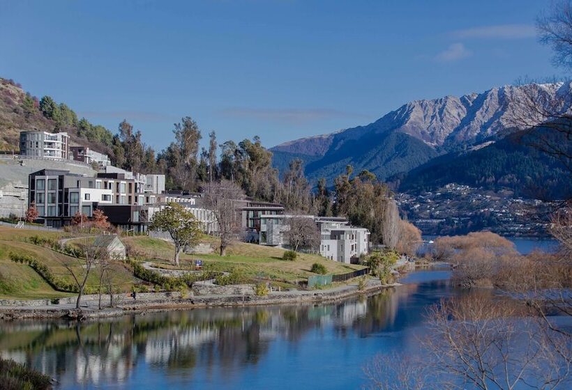 هتل Hilton Queenstown Resort And Spa