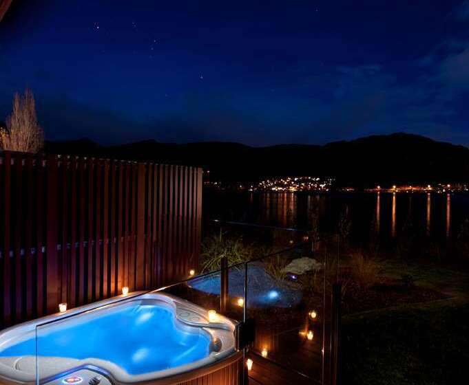 هتل Hilton Queenstown Resort & Spa