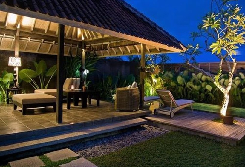 هتل Komea Villa
