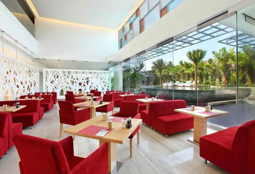 هتل Mercure Bali Harvestland Kuta