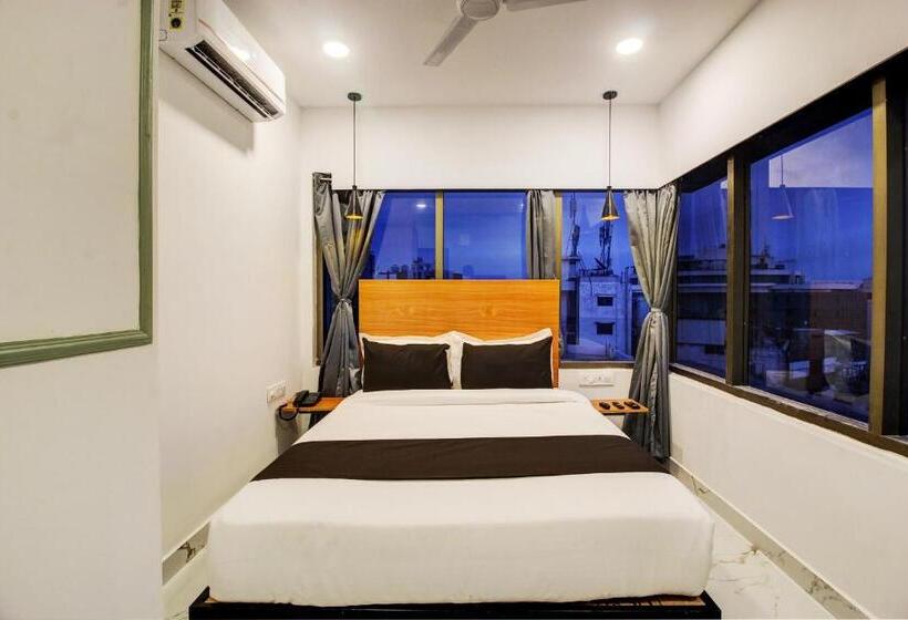 Collection O Rcc Hotel Banjara Hills