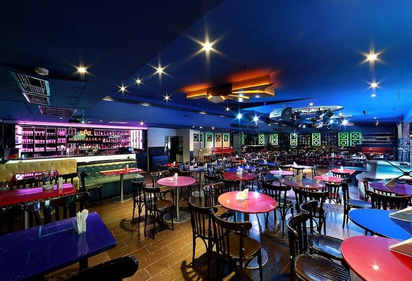 Fotos del hotel President:  44