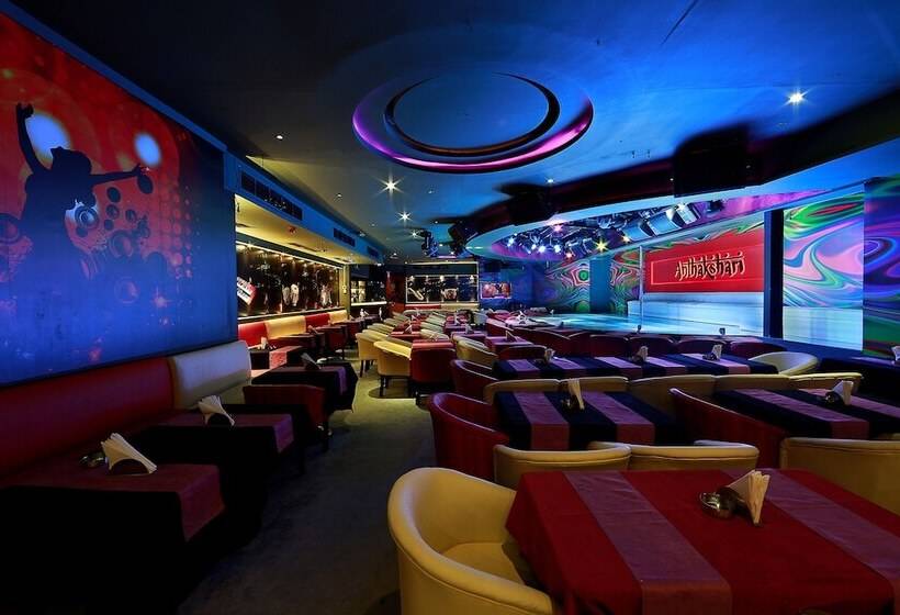 Fotos del hotel President:  42