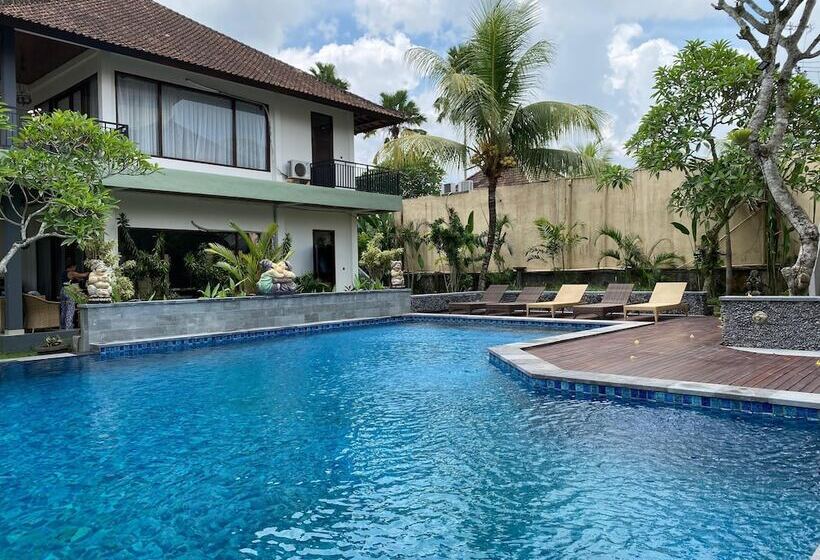 Fotos del hotel Putri Ayu Cottages:  10