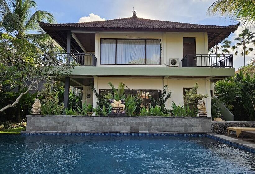 Fotos del hotel Putri Ayu Cottages:  12