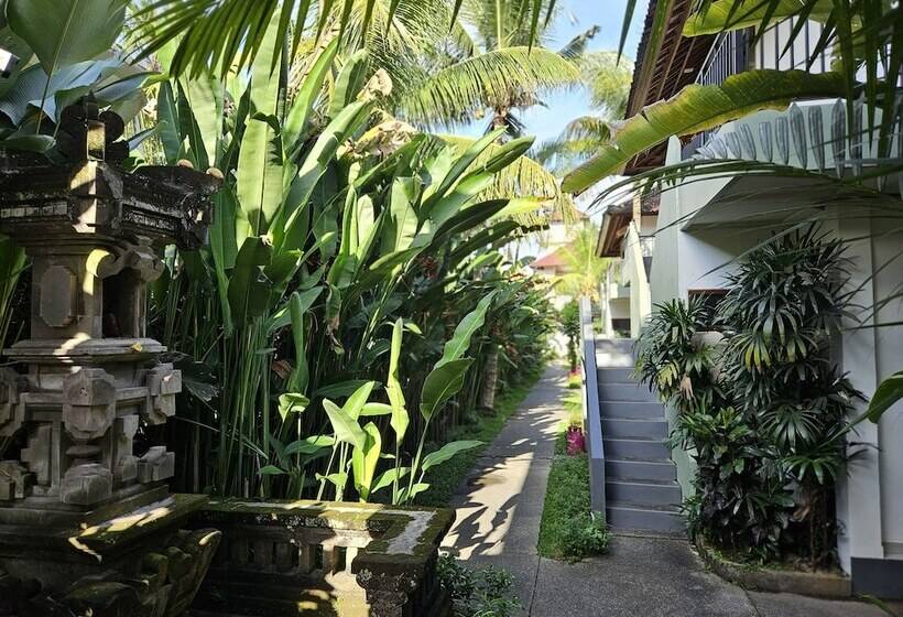 Fotos del hotel Putri Ayu Cottages:  45