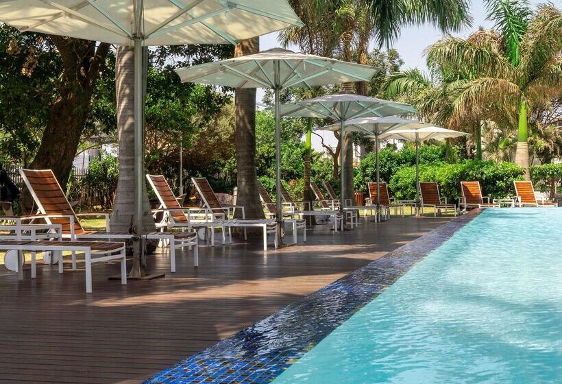 فندق Radisson Blu  & Residence, Maputo