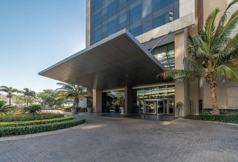 هتل Radisson Blu  & Residence, Maputo