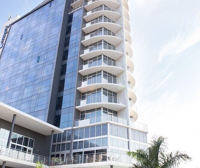 هتل Radisson Blu  & Residence, Maputo