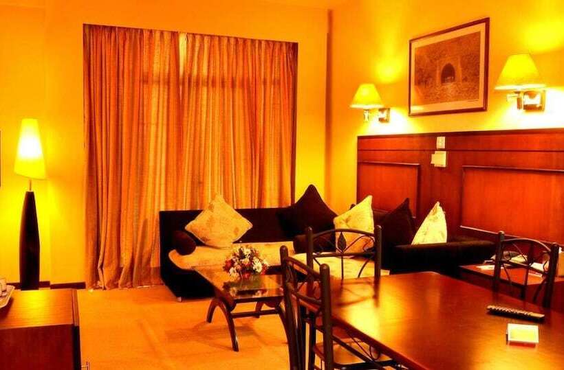 هتل Ramada Katunayake