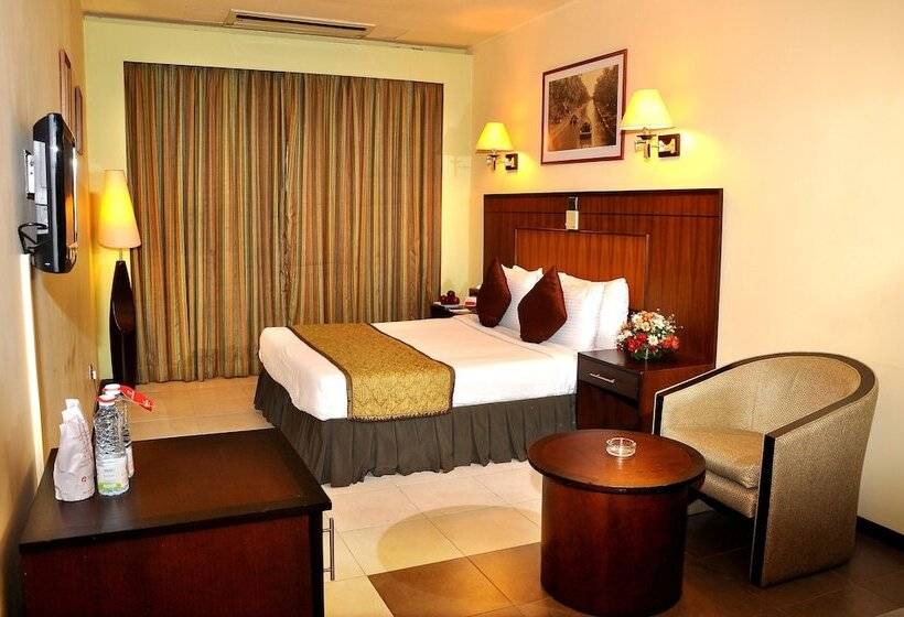 هتل Ramada Katunayake
